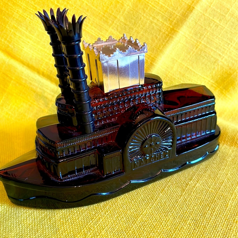 Avon Steamboat Spicy after shave decanter